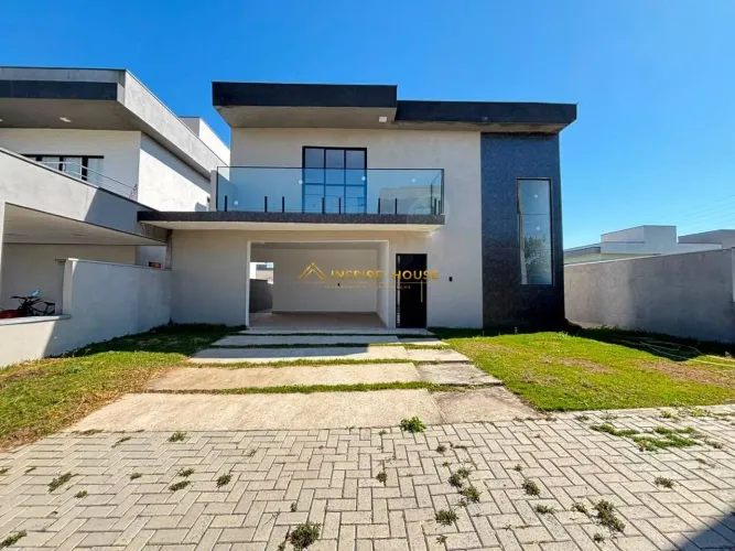 Sobrado com 3 dormitórios à venda, 184 m² por R$ 1.300.000,00 - Água_ Soca - São José dos