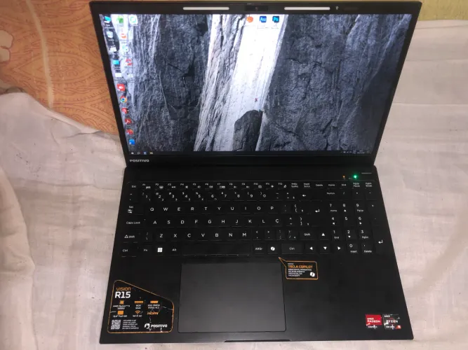 notebook positivo vision R15