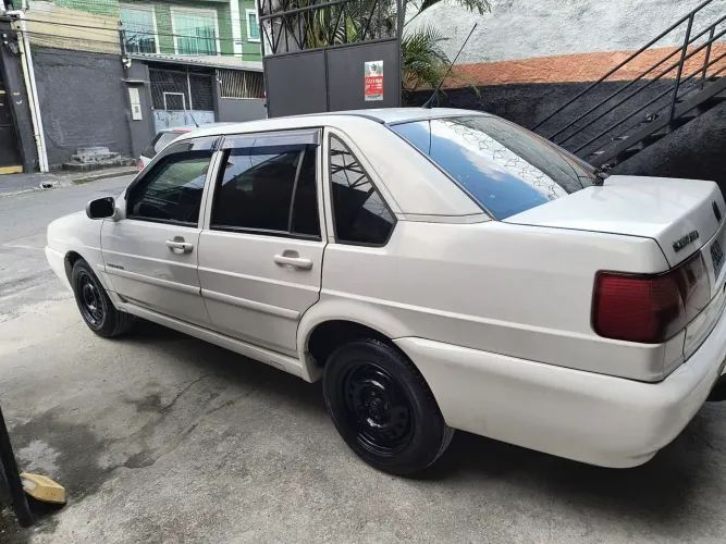 Volkswagen Santana Comfortline 1.8 MI 8V 4P (álcool) 2006