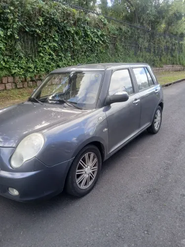 Lifan 320 Elite 1.3 16V 88cv 5P 2011