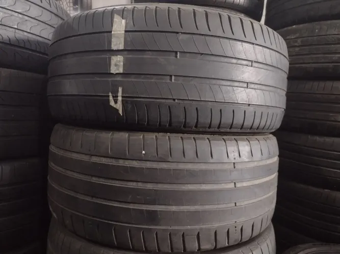 Pneus 235/45/18 Michelin