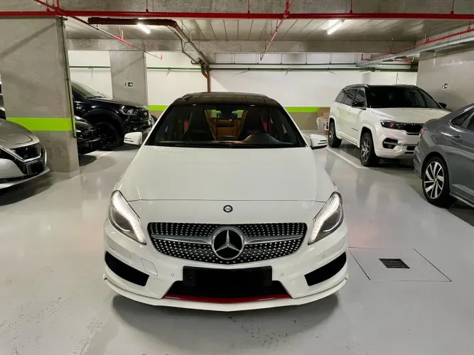 Mercedes-Benz Classe A 250 2.0 TB Sport Aut. 2014