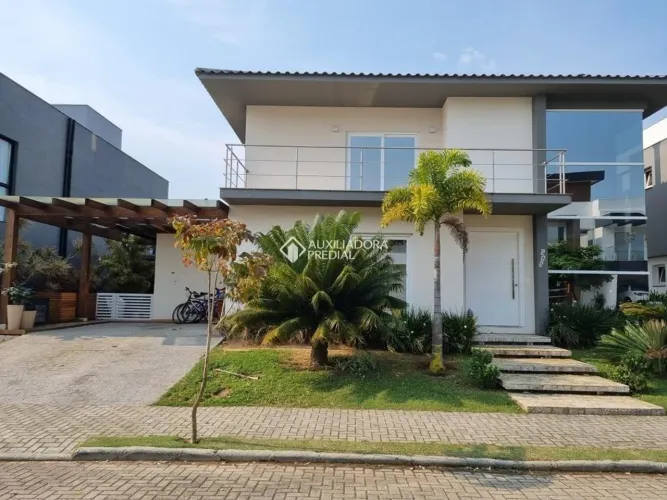Casa em condomínio à venda no Rio Tavares