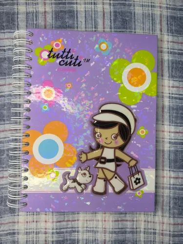 Caderno anos 2000 vintage