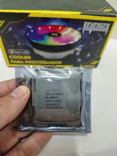 Processador Intel Xeon E5-2680 V4 14 Núcleos 3.3GHz Socket LGA2011-3 (COM COLLER)