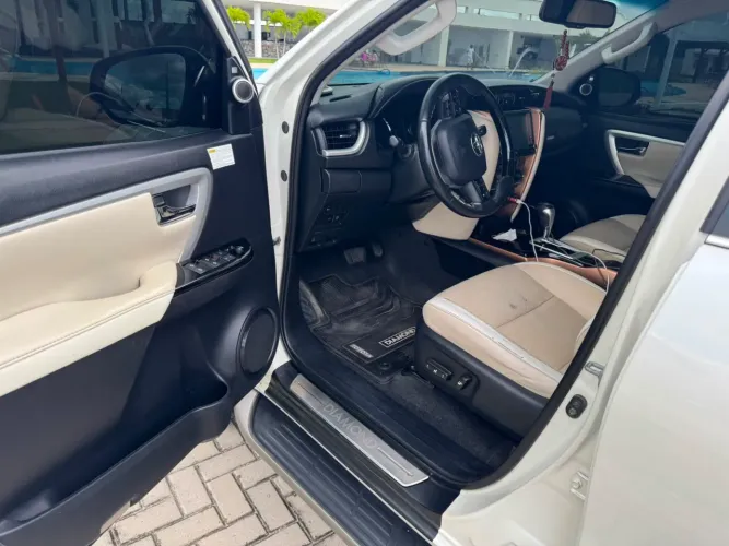 Toyota Hilux SW4 SRX Diamo. 4X4 2.8 TB DIE AUT 2020