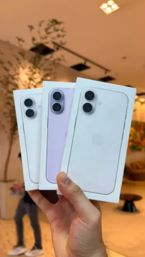 ? iPhone 17 256GB  ?
