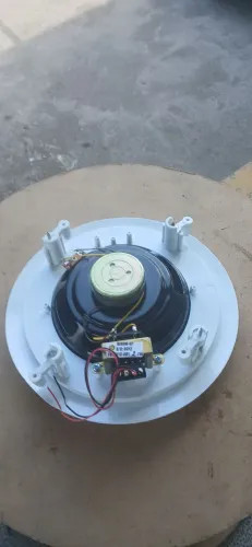 Autofalante de embutir branco