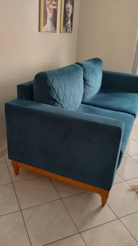 Vendo sofá , cama solteirão e cômoda