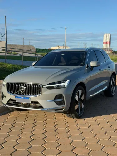 Volvo XC-60 T-8 Ultimate 2.0 AWD (híbrido) 2024