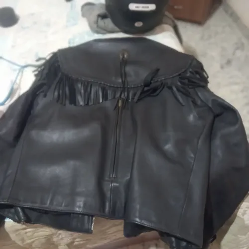 Vendo  jaquera  couro  Harley  Davidson