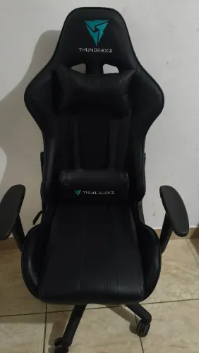 Cadeira gamer ThunderX3