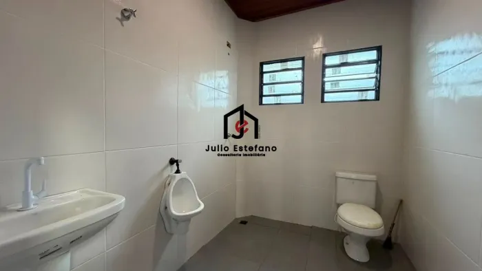 Galpão c/ área de 461,14m² no bairro Caminho Novo em Tremembé