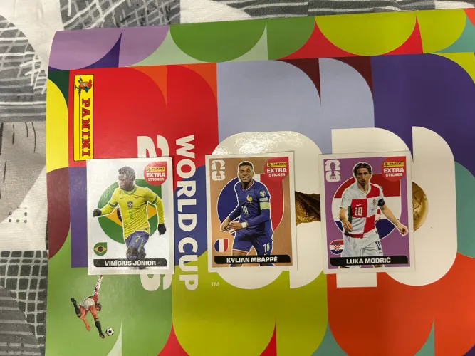 Figurinhas Vinícius Jr. K. Mbappé L. Modric