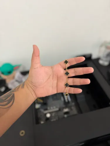 Pulseira Estilo Van Cleef ouro 18k
