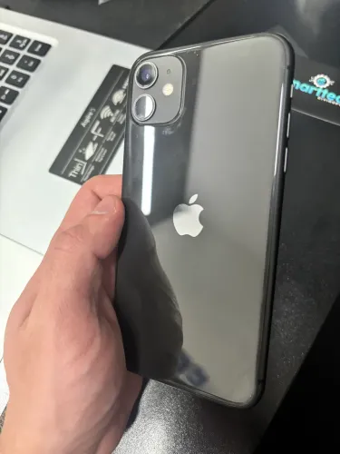 iPhone 11 64GB