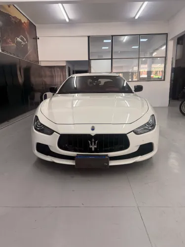 Maserati Ghibli S Q4 3.0 V6 410cv Aut. 2014