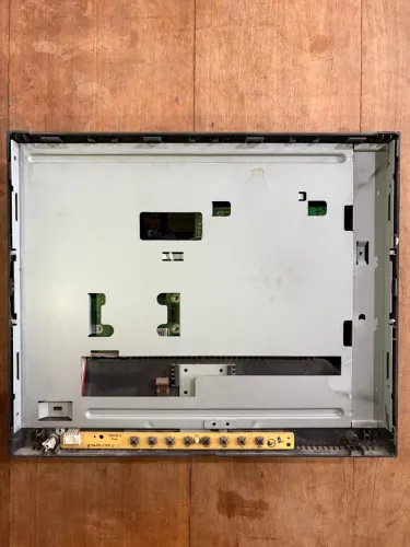 Carcaça monitor Philips (Contém q placa)
