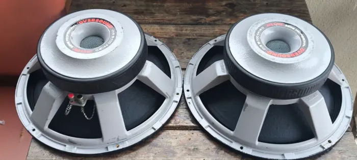 Alto falante oversound 700 RMS
