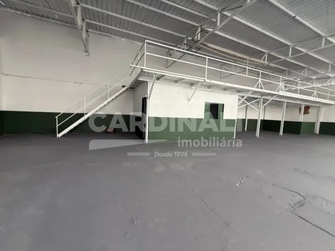 Galpão Comercial disponível para locação no bairro Quintino Facci I, Ribeirão Preto-SP.