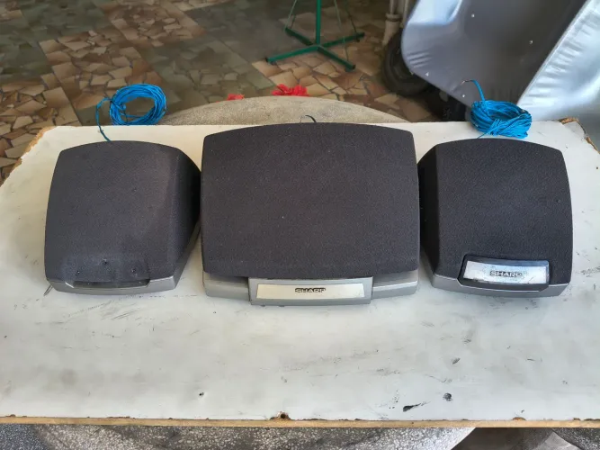 Conjunto de caixas acústica surround Sharp 