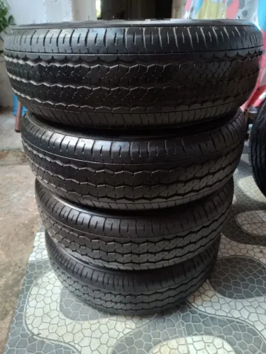 4 Pneus 175/70R14