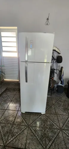 Geladeira Electrolux Frost Free DF36A Branca