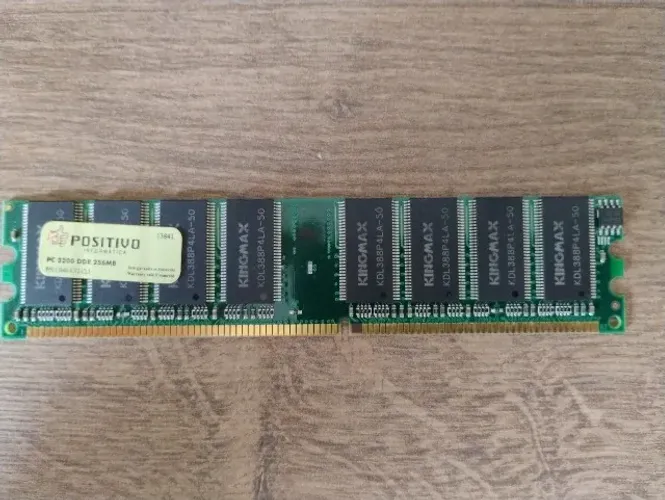 Memória Positivo DDR 800Mhz