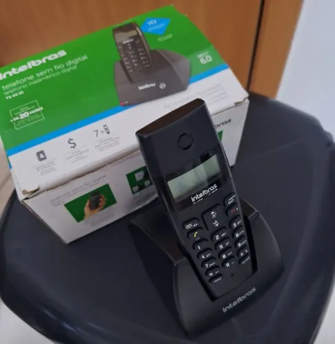 Telefone sem fio digital intelbrás TS 40 ID preto alcanca até 300 metros