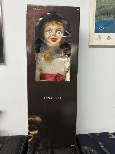 Boneca Annabelle 70cm da marca Spirit 1:1