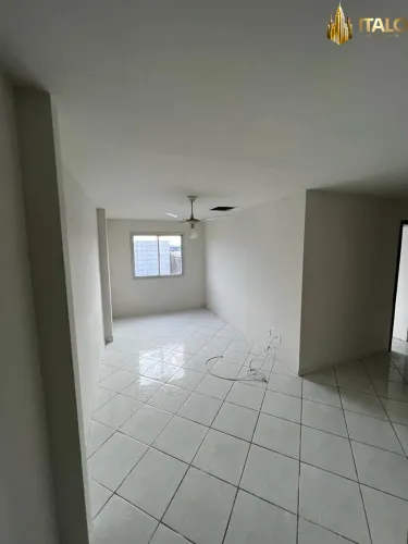 Apartamento com 2 dormitórios à venda, 70 m² por R$ 260.000,00 - Guaranhuns - Vila Velha/E
