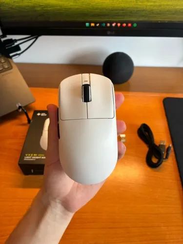 Mouse Gamer VXE R1 SE+ - PAW3395 SE - NOVO