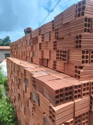 Tijolos e telhas direto de fabrica e com preço de fabrica 