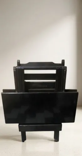 Mesa e cadeiras