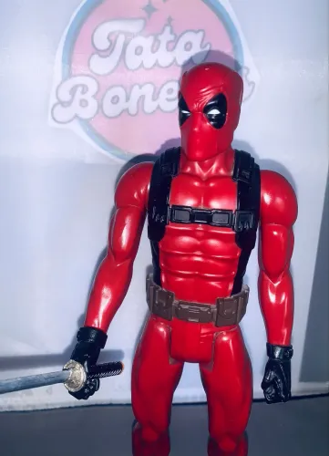 Boneco deadpool c/espada usado 30 cm original hasbro