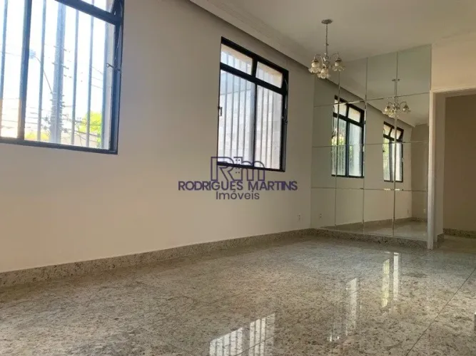 APARTAMENTO Á VENDA DE 03 QUARTOS PADRE EUSTÁQUIO