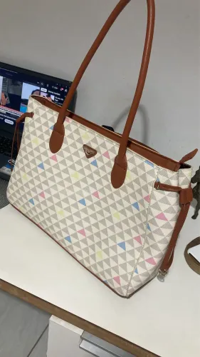 Bolsa da Renner