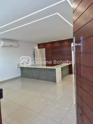 Casa Comercial para Aluguel em Uberlândia (Bairro Tabajaras) 300 m²