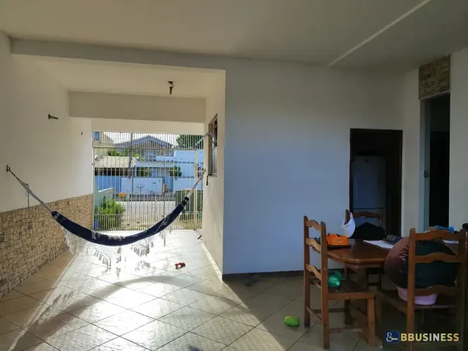 Casa à Venda com 4 quartos, sendo 2 suítes - Parque Rosário, Campos dos Goytacazes, RJ