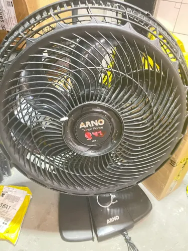 ventilador Arno Preto Grande excelente