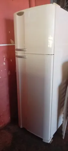 GELADEIRA ELECTROLUX 365 L