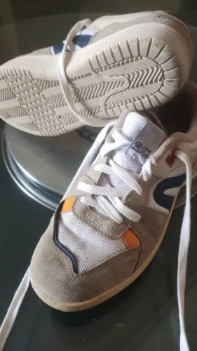 Tênis Rainha Tower e Adidas Grande Court Base