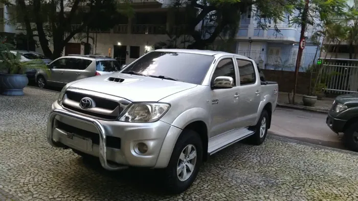Toyota Hilux CD SRV D4-d 4X4 3.0 TDI Diesel AUT 2009