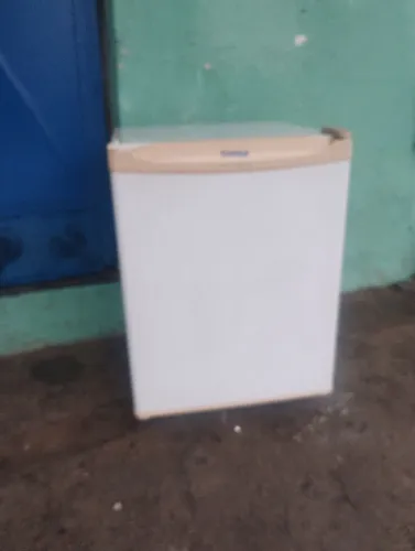 Vendo um frigobar marca Consul 