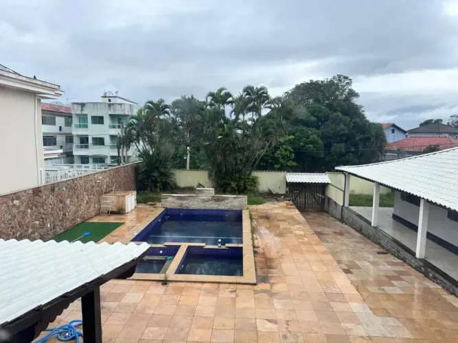 Mega casa para alugar no Centro de São Pedro da Aldeia
