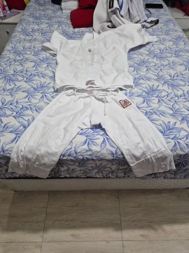Kimono infantil keyko