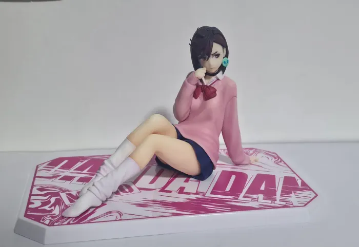 Ayase momo Dandadan palm size megahouse
