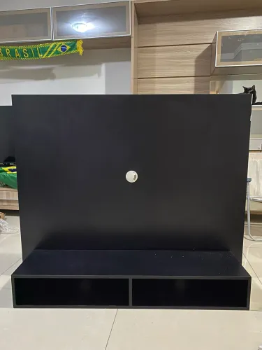 ACEITO PROPOSTA. Painel para televisão até 50 polegadas em MDF. Cor Preto.