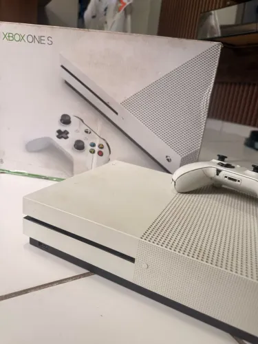 XBOX ONE S 1TB COMPLETO