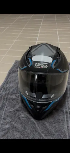 CAPACETE GPTECH COM ÓCULOS FUME
